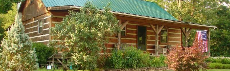 Cabin On Rivers Edge 3 Bedroom Cabin Rental